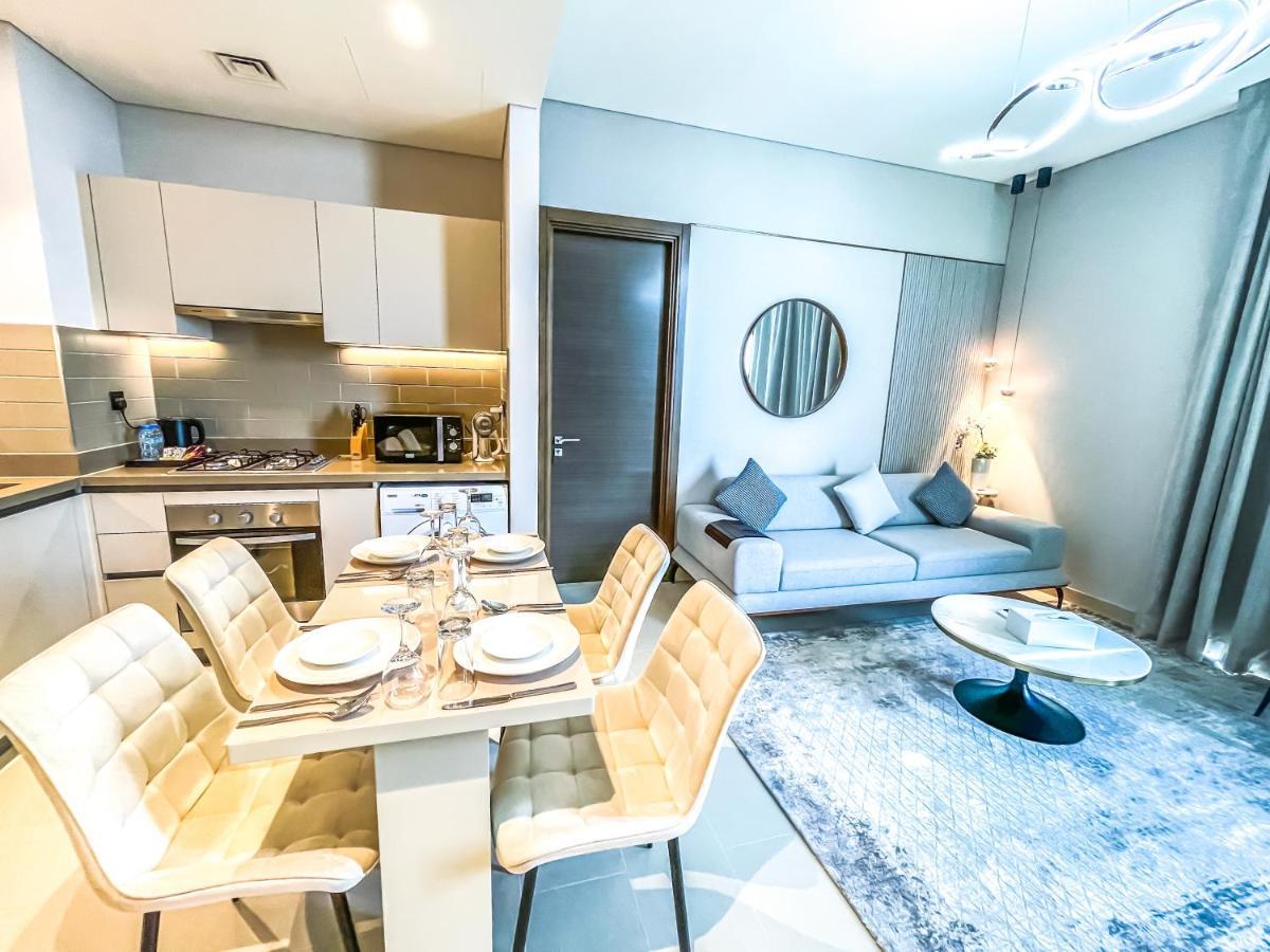 Stay By Latinem Luxury 2Br Holiday Home Cv B2513 Near Burj Khalifa Dubai Exterior photo