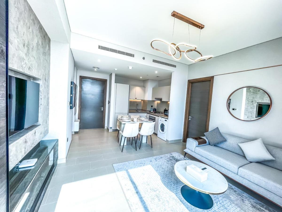 Stay By Latinem Luxury 2Br Holiday Home Cv B2513 Near Burj Khalifa Dubai Exterior photo